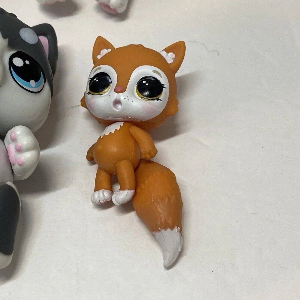 TLC Kritters and‎ More Pet Froends Cats Dogs Fox Mixed Lot Playful Pets HG2